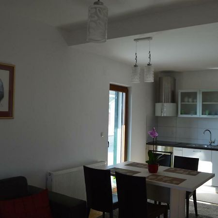 Apartmani Mila Sukošan Екстериор снимка