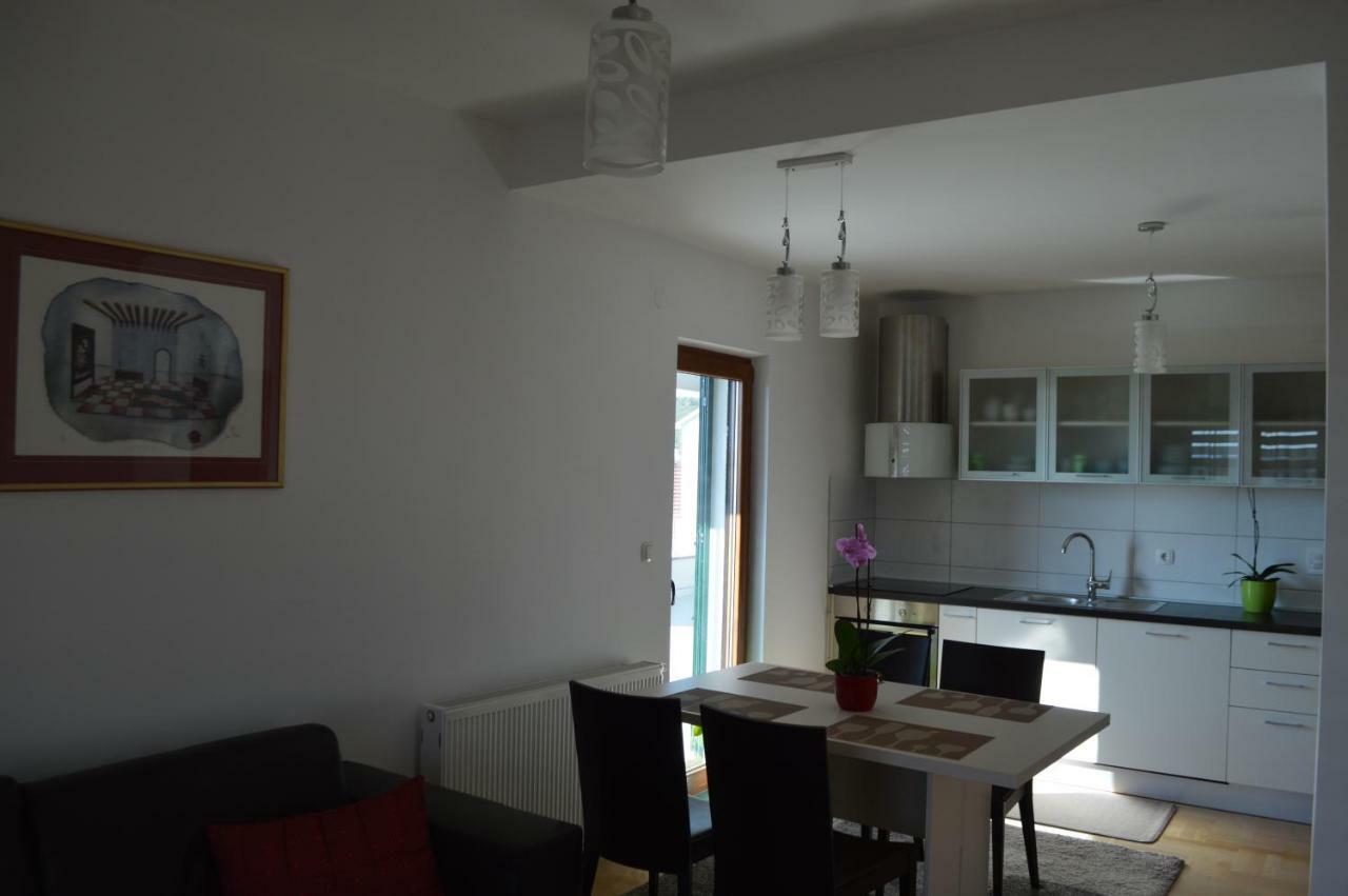 Apartmani Mila Sukošan Екстериор снимка