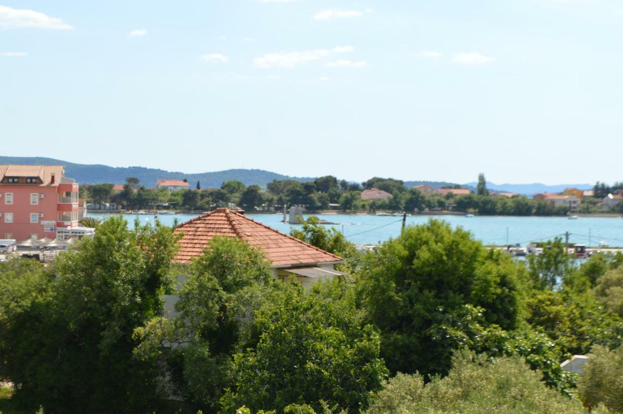 Apartmani Mila Sukošan Екстериор снимка