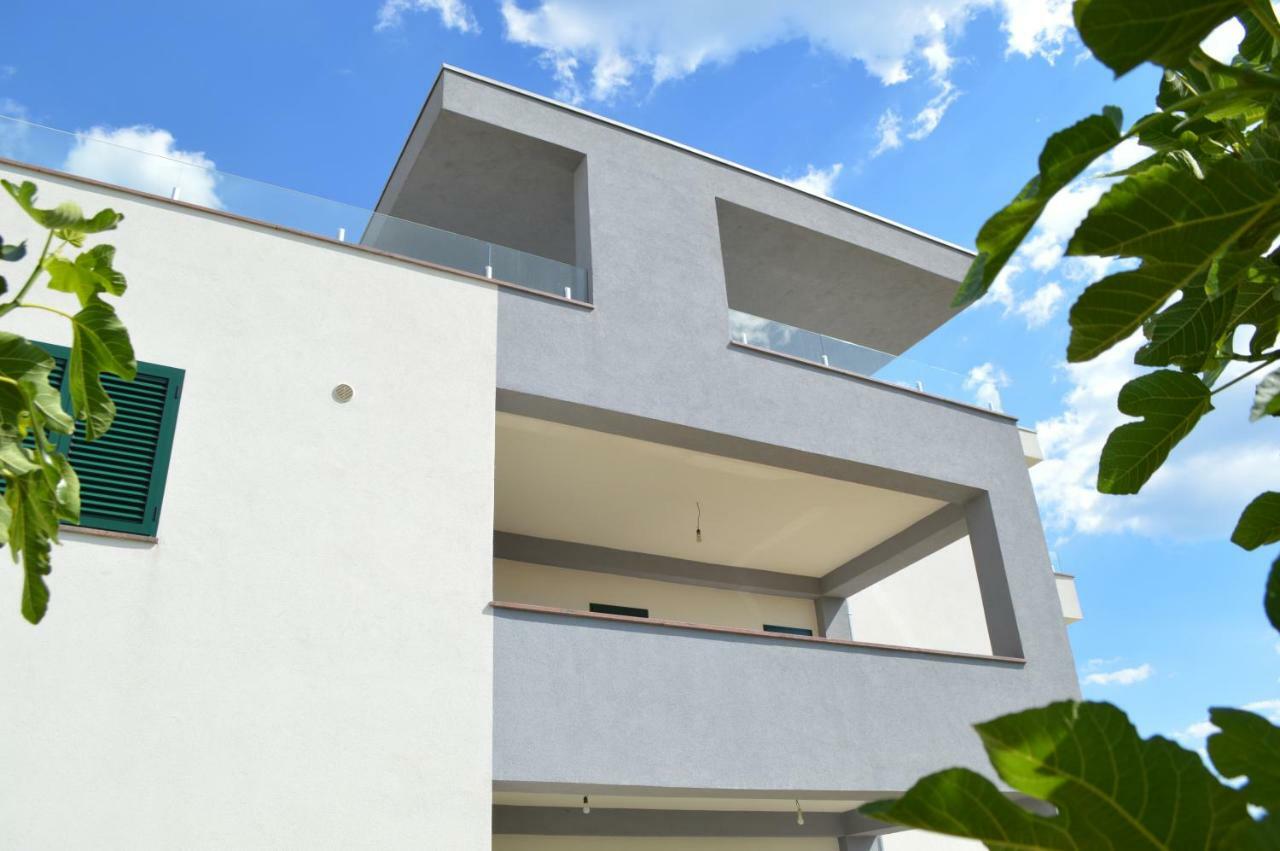Apartmani Mila Sukošan Екстериор снимка