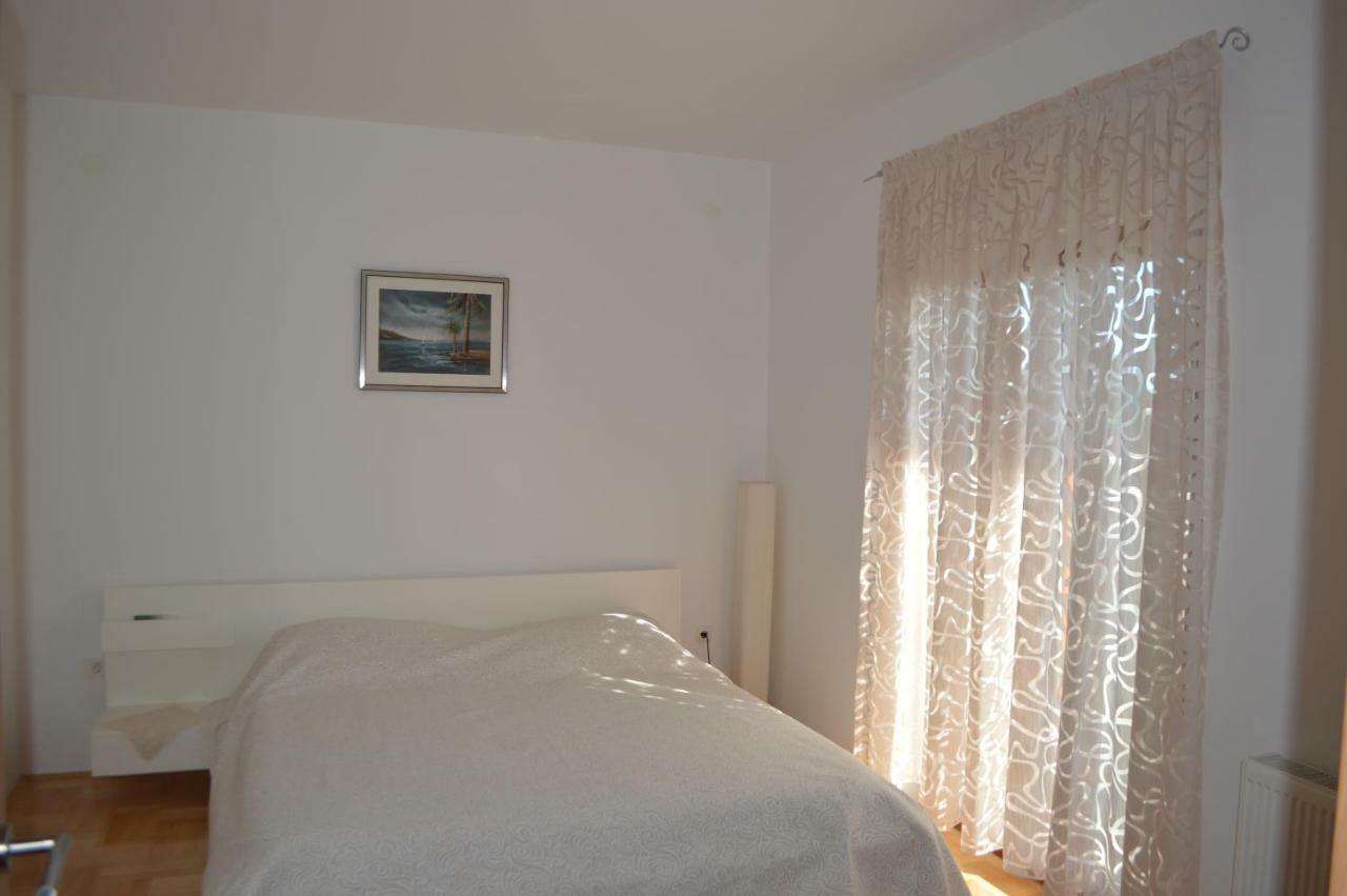 Apartmani Mila Sukošan Екстериор снимка